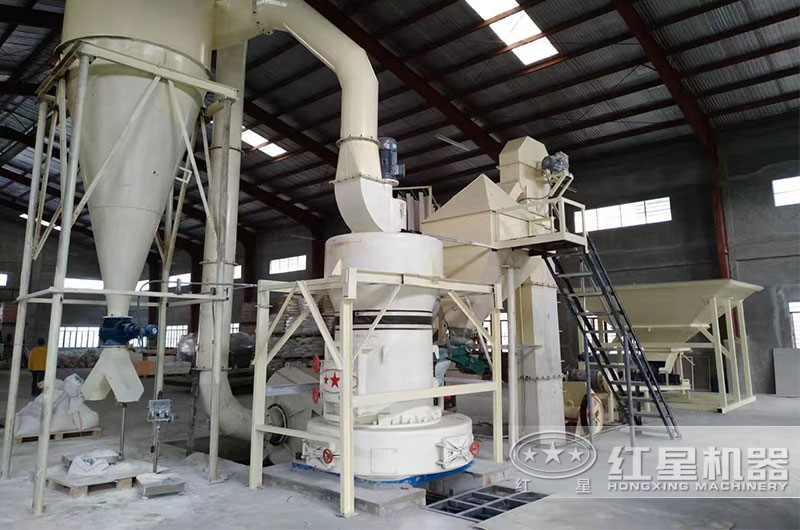 有沒有磨粉機現(xiàn)場工作視頻？多少錢一臺？