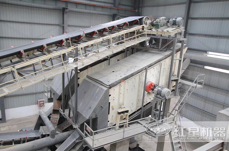 篩石子用滾筒篩好還是振動(dòng)篩好?哪個(gè)生產(chǎn)廠家可靠？