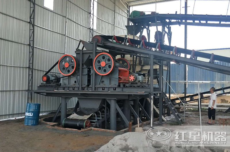 顎式粉碎機應(yīng)用加工現(xiàn)場 顎式粉碎機應(yīng)用加工現(xiàn)場