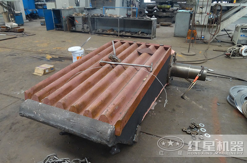 顎板部件 顎板部件