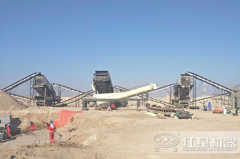 阿曼青石移動配置生產(chǎn)現(xiàn)場 阿曼青石移動配置生產(chǎn)現(xiàn)場