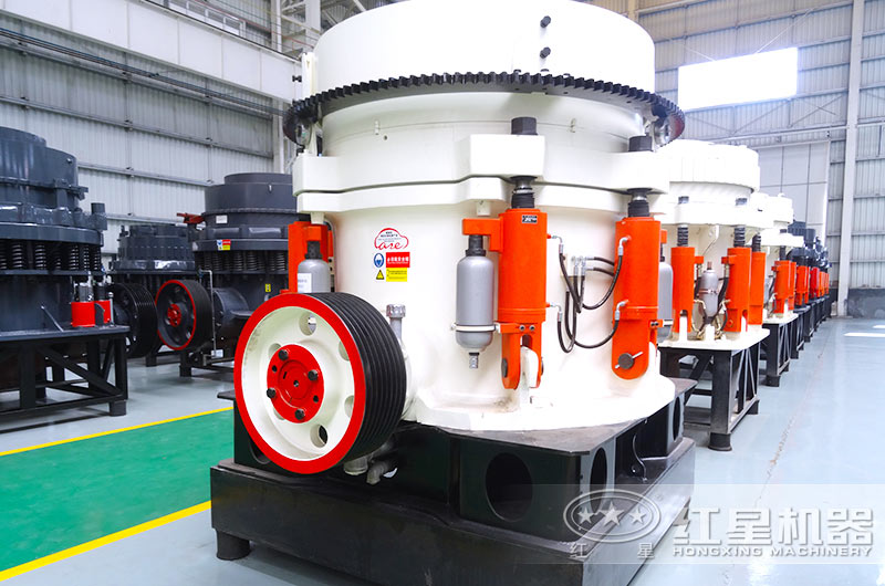 1400多缸液壓圓錐破碎機(jī)圖片 1400多缸液壓圓錐破碎機(jī)圖片