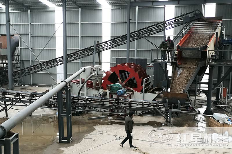 洗砂現(xiàn)場 洗砂現(xiàn)場