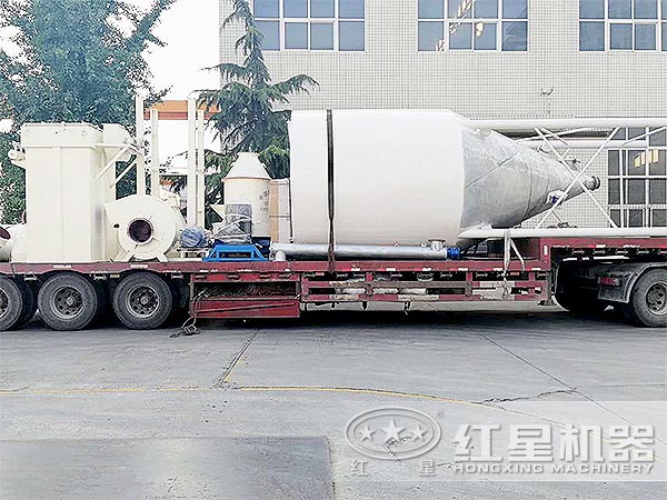 磨粉機(jī)發(fā)貨現(xiàn)場(chǎng) 磨粉機(jī)發(fā)貨現(xiàn)場(chǎng)