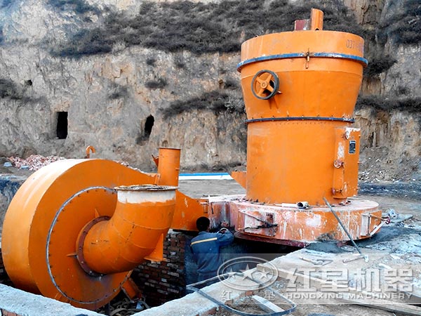 雷蒙磨粉機生產(chǎn)線 雷蒙磨粉機生產(chǎn)線